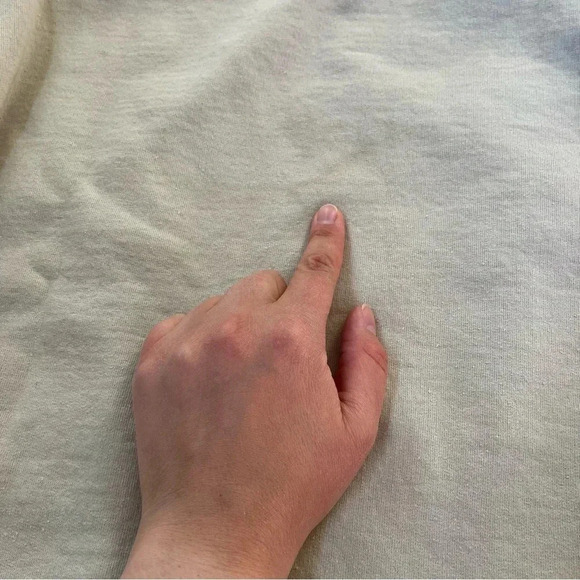 Morgan Wallen Crew Neck Sweatshirt sz Large Cassette Tapes Wasted On You Beige - Picture 9 of 9